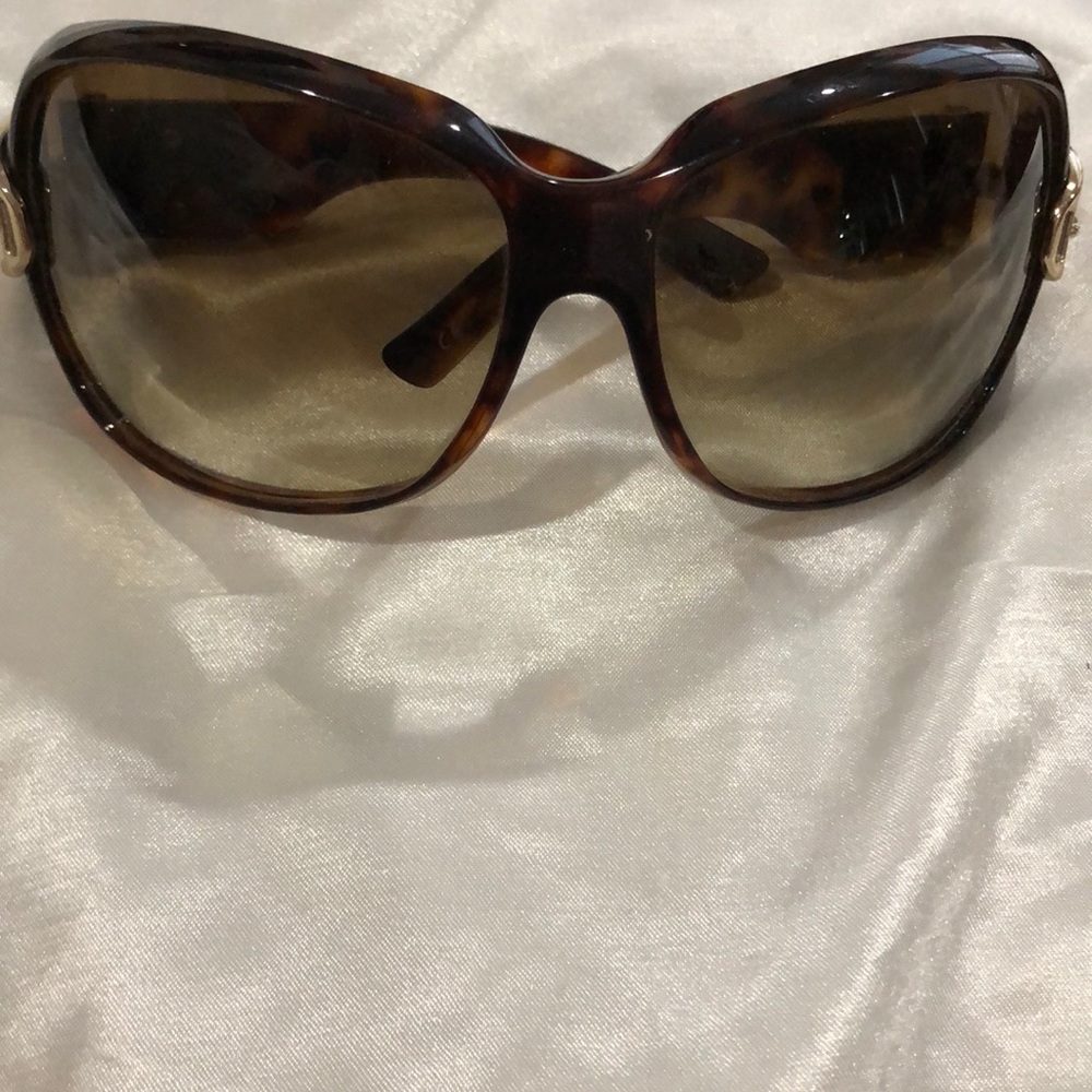 Authentic  Full Rim Gucci Sunglasses